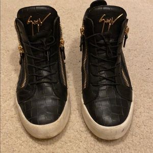 Used women’s authentic Giuseppe Zanotti sneakers
